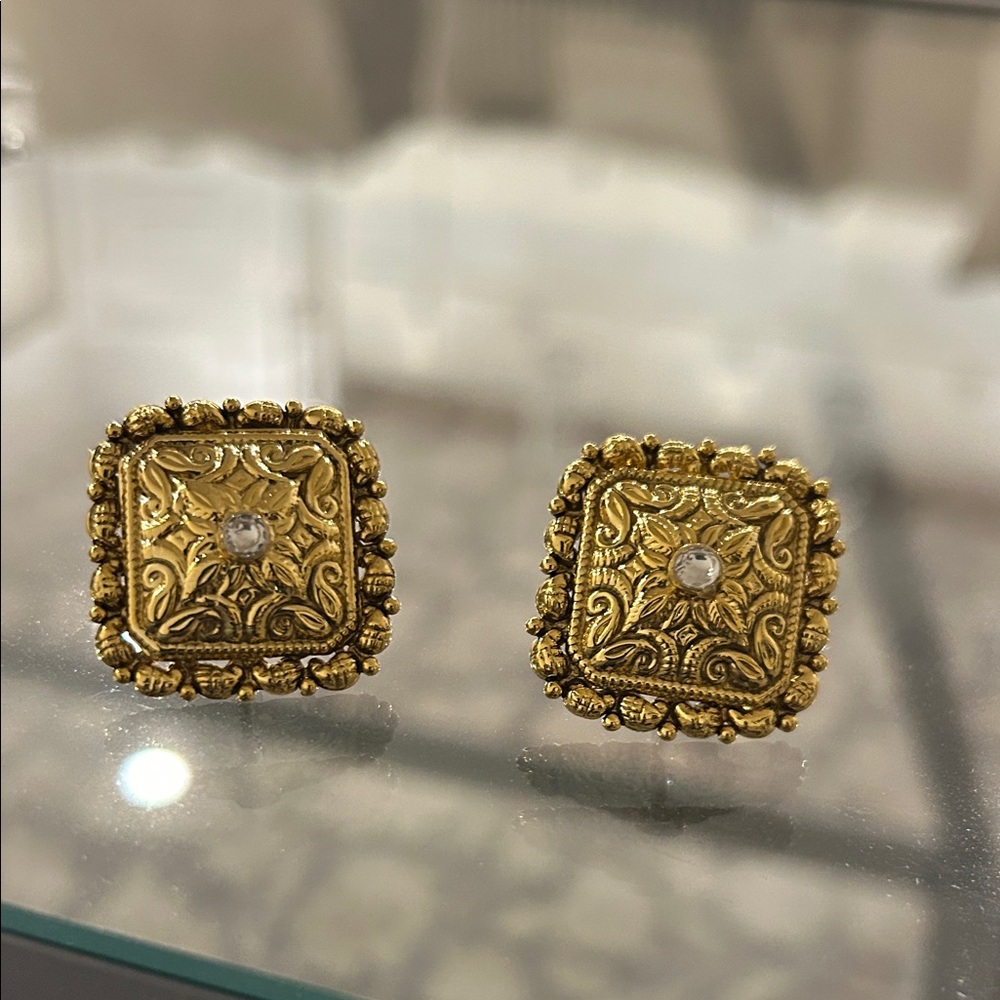 Elegant Golden Square Pakistani Indian Earrings